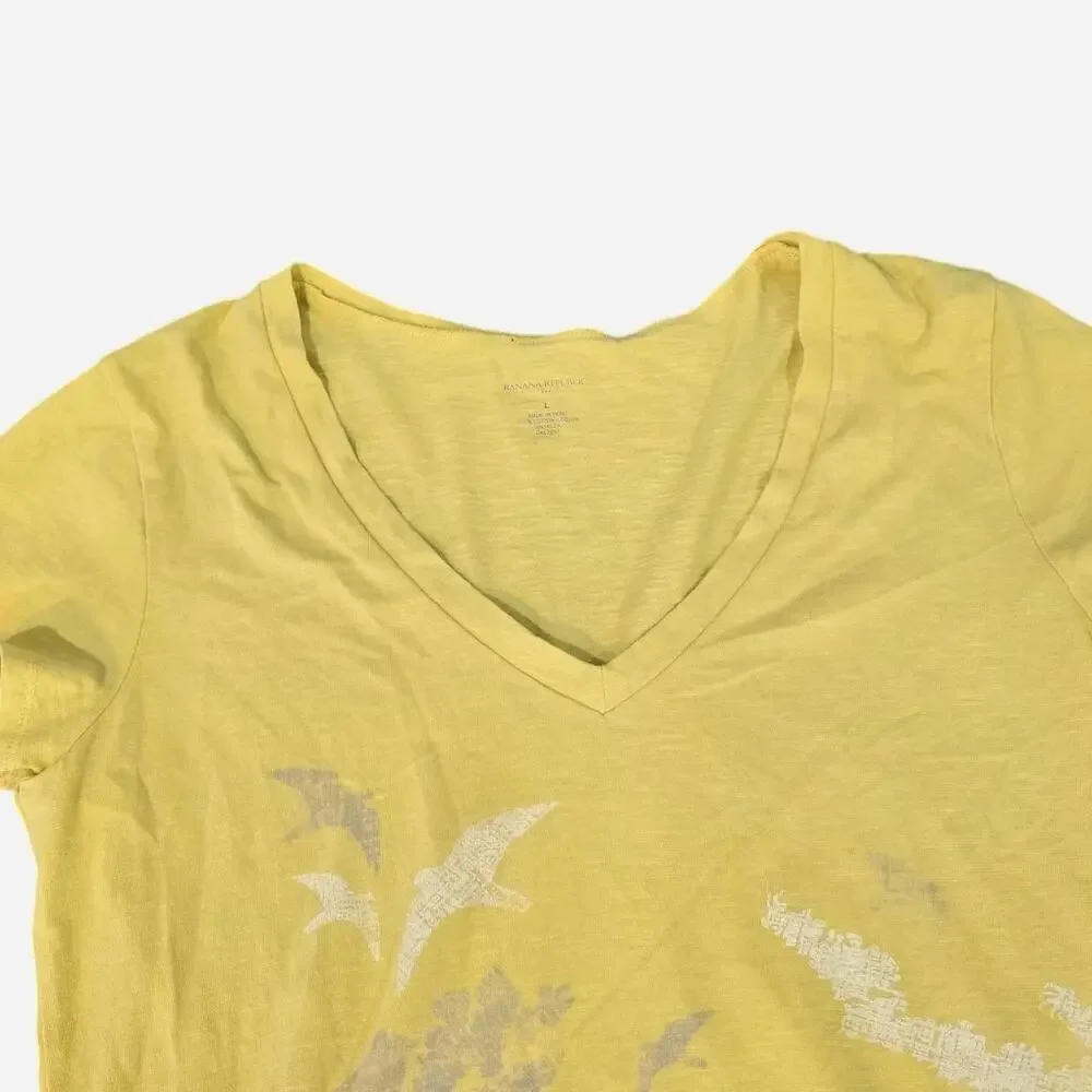 Banana Republic Women's yellow grey T-shirts